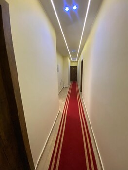 night pyramids inn