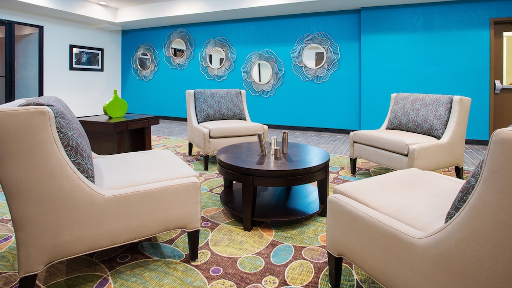 holiday inn express and suites wyomissing an ihg hotel