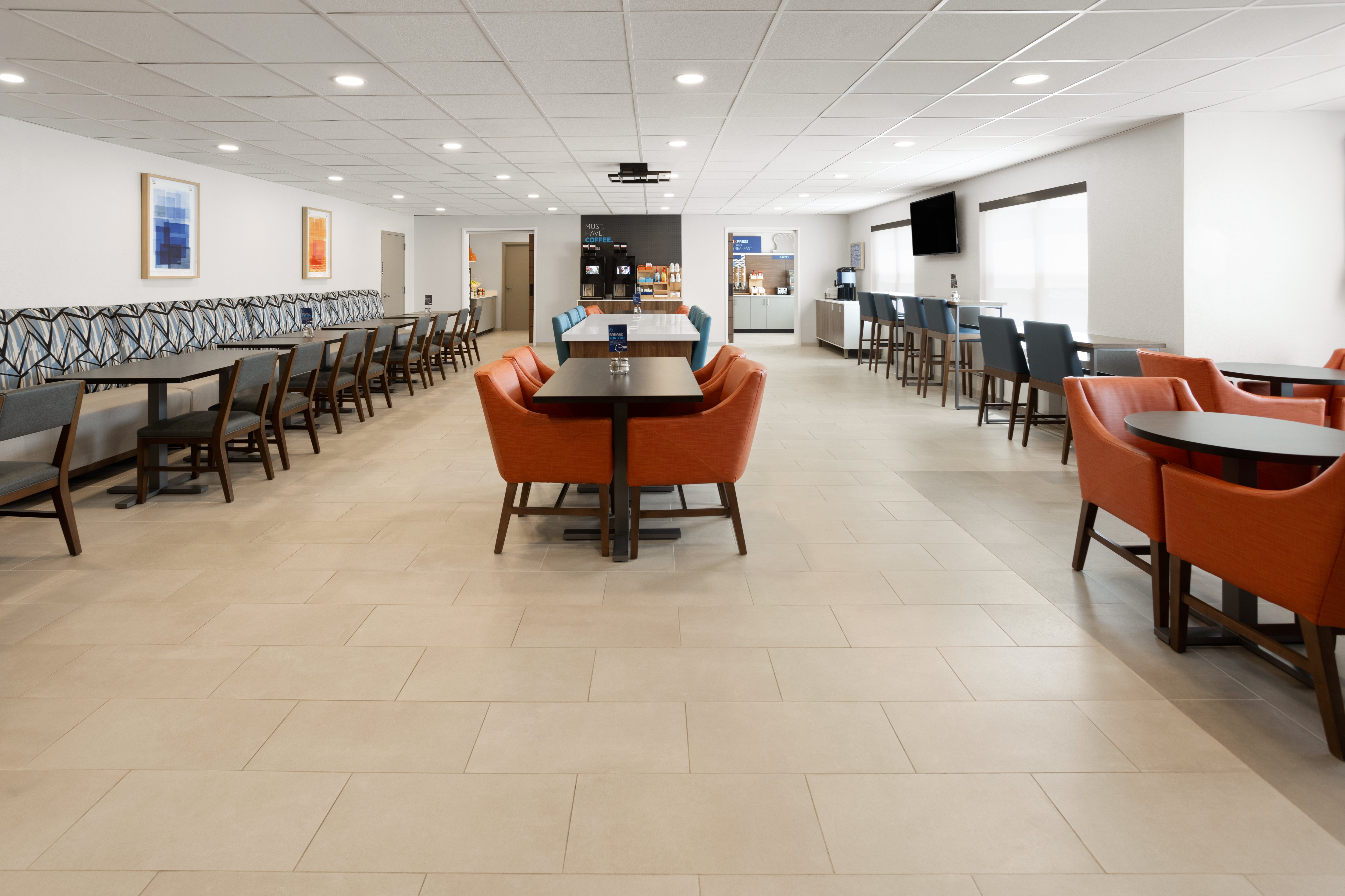 holiday inn express and suites wyomissing an ihg hotel