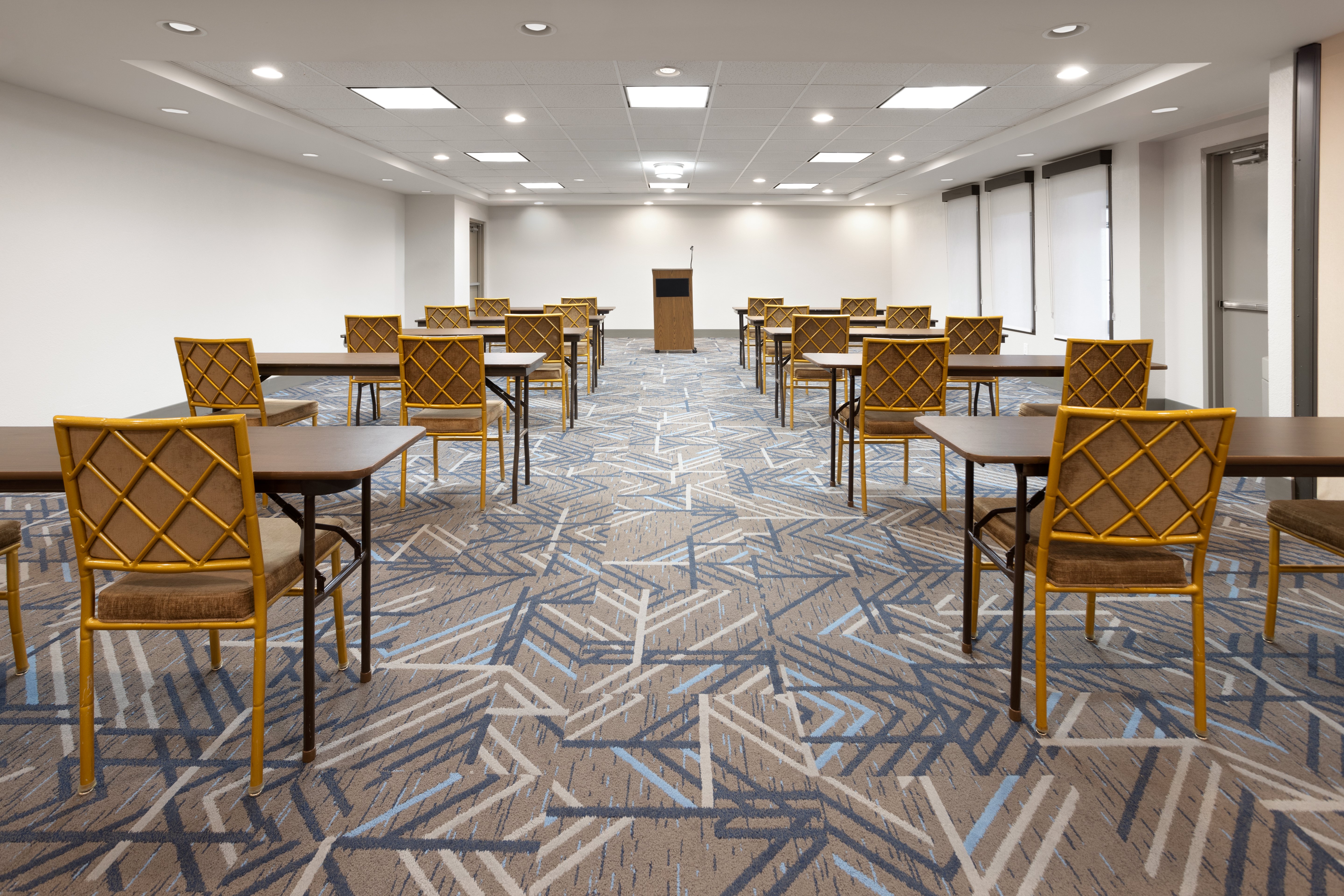 holiday inn express and suites wyomissing an ihg hotel