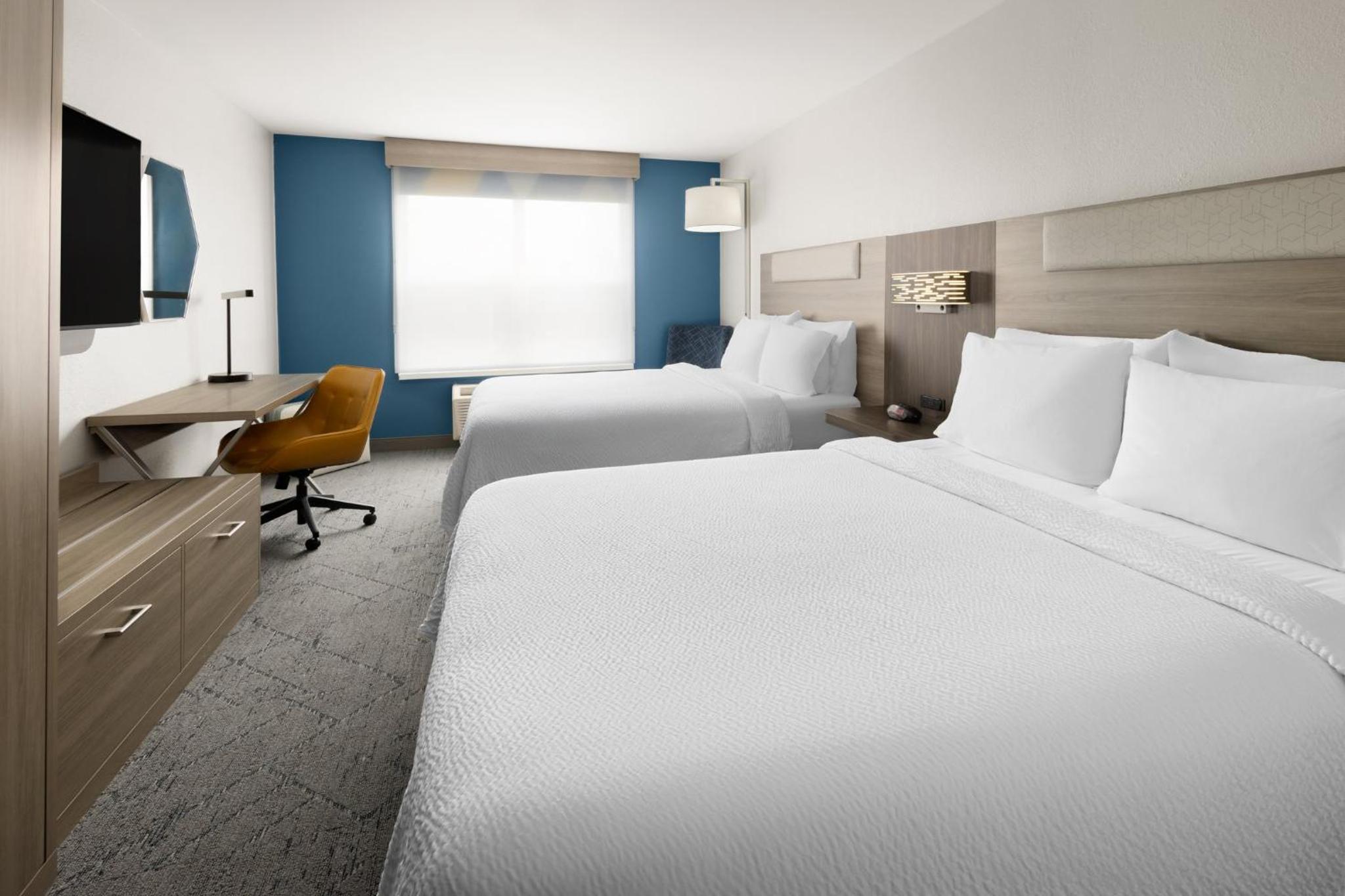 holiday inn express and suites wyomissing an ihg hotel