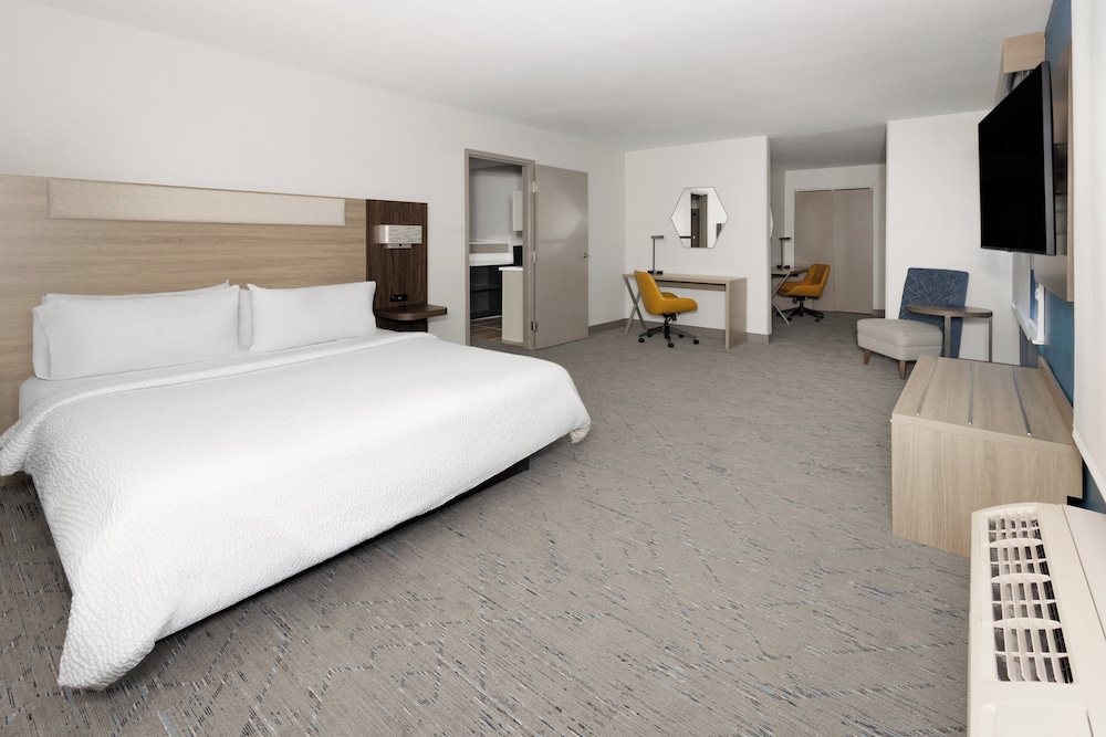 holiday inn express and suites wyomissing an ihg hotel
