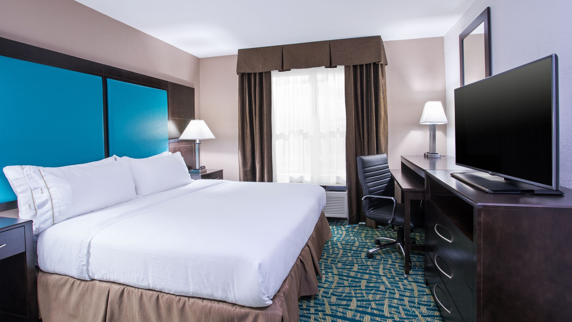 holiday inn express and suites wyomissing an ihg hotel