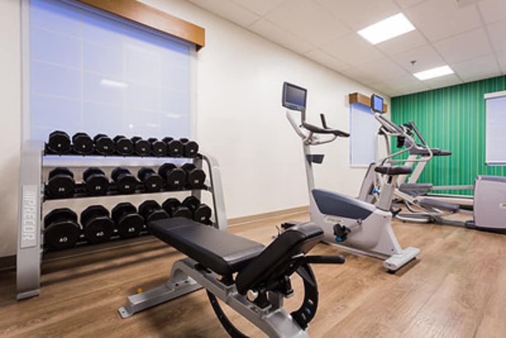 holiday inn express and suites reading by ihg