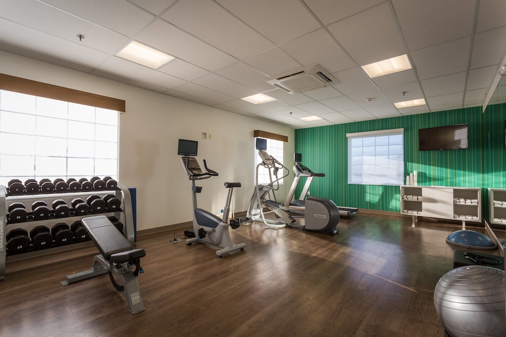 holiday inn express and suites reading by ihg