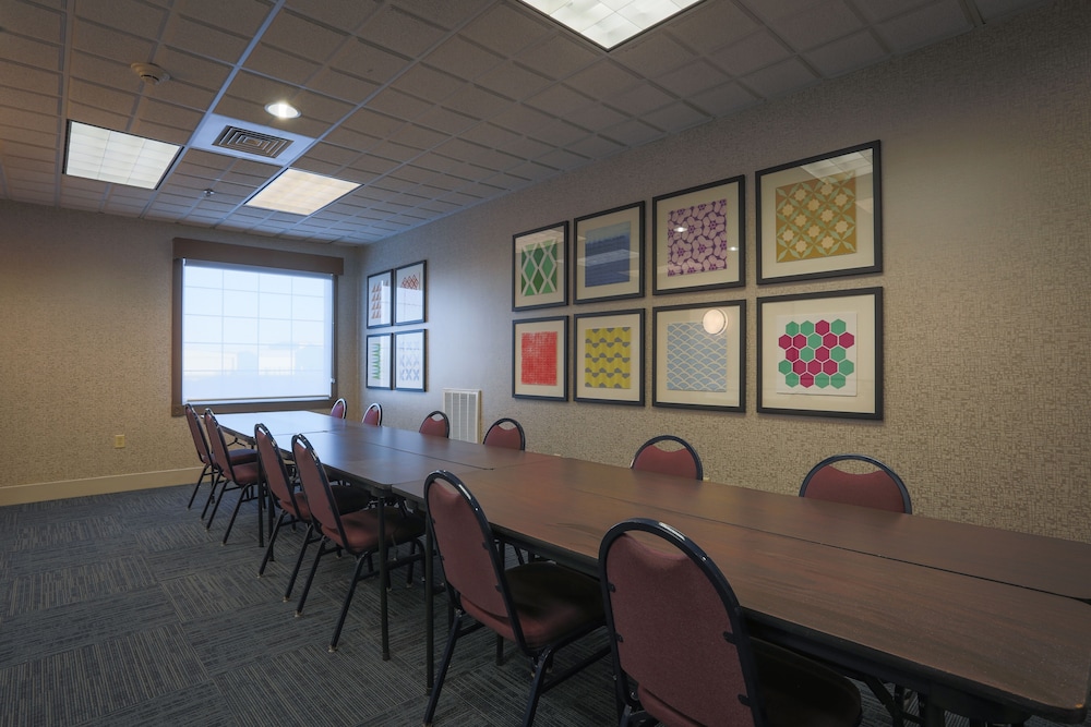 holiday inn express and suites reading by ihg