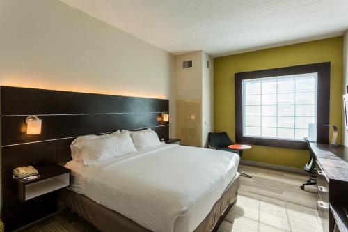 holiday inn express and suites reading by ihg