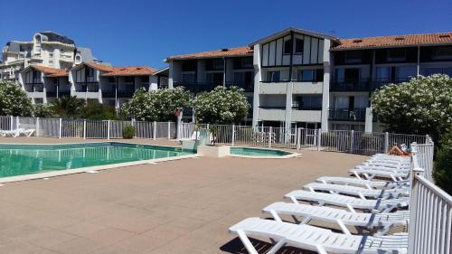 appart hotel mer and golf bidart residence ilbarritz