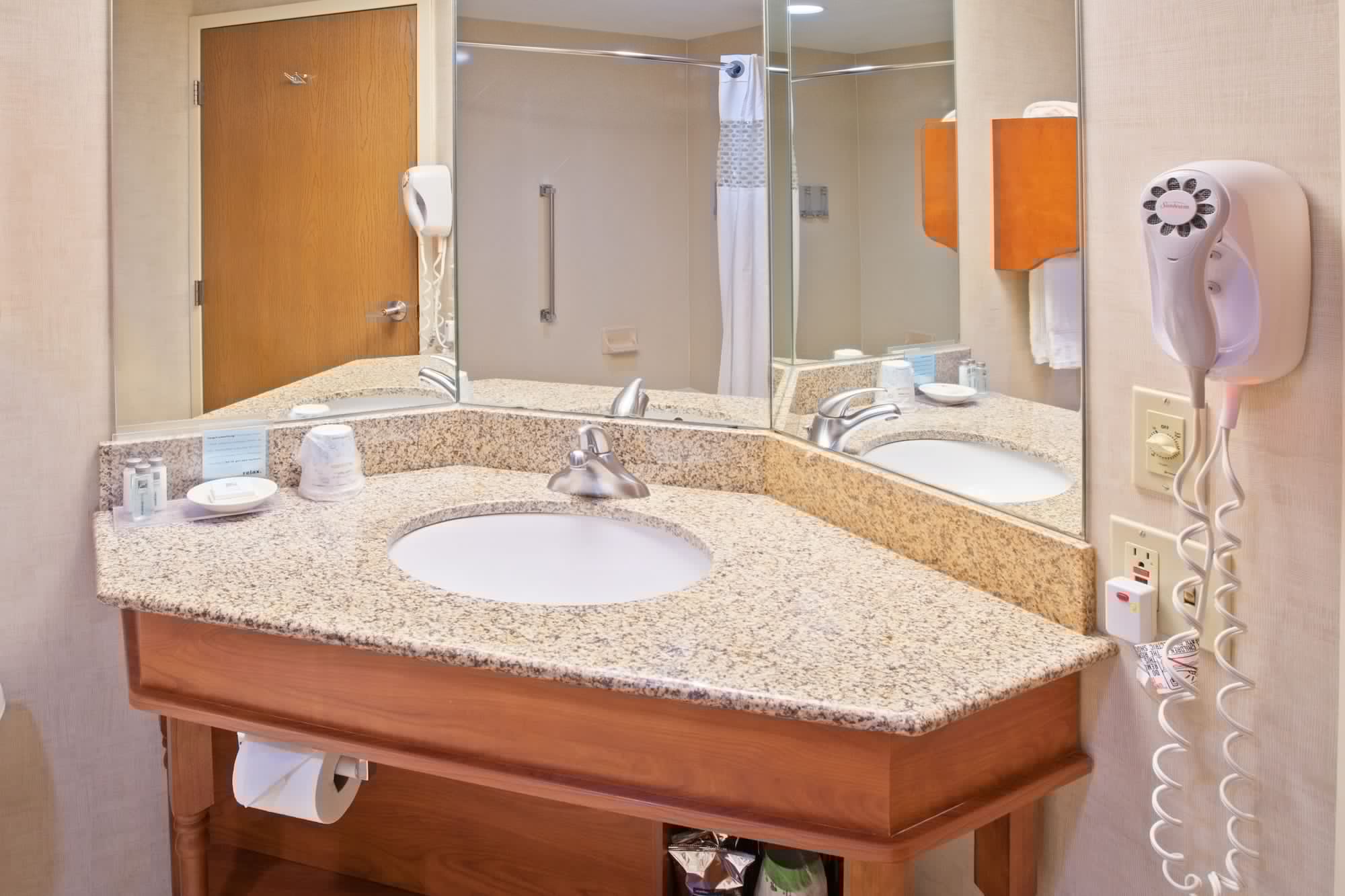 hampton inn joliet i 80