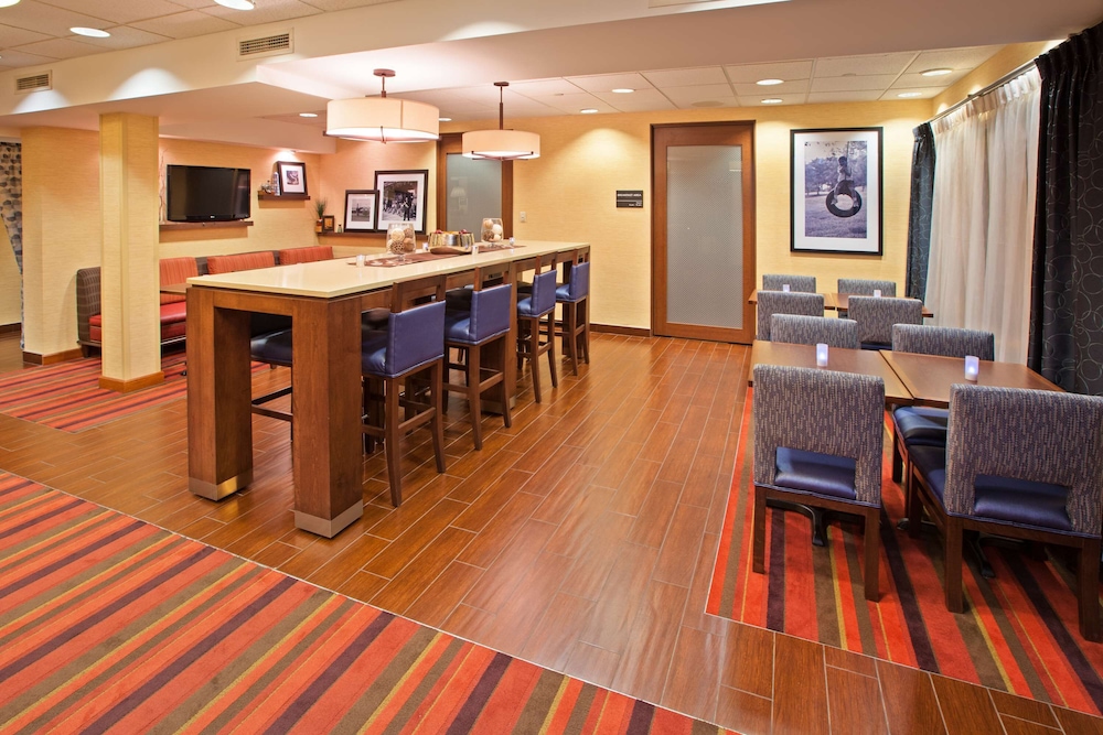 hampton inn joliet i 80