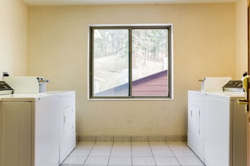 comfort inn and suites custer