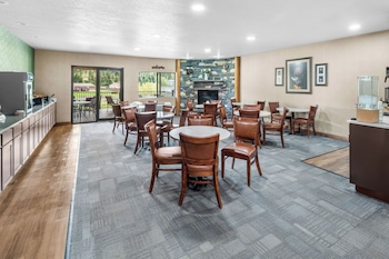 everspring inn and suites