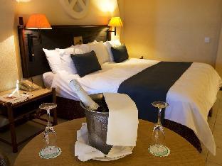 Elephant Hills Resort,Hwange National Park>>Hwange,4 star