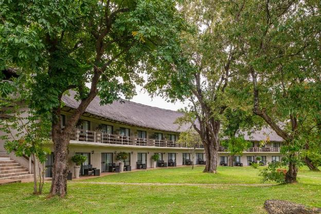azambezi river lodge