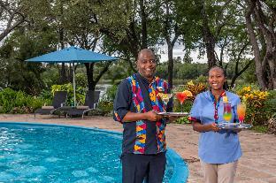 azambezi river lodge