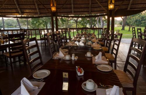 azambezi river lodge