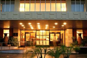 Bulawayo Rainbow Hotel,Centenary Park>>Bulawayo,3 star