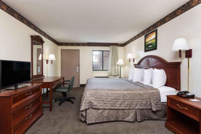 heritage inn