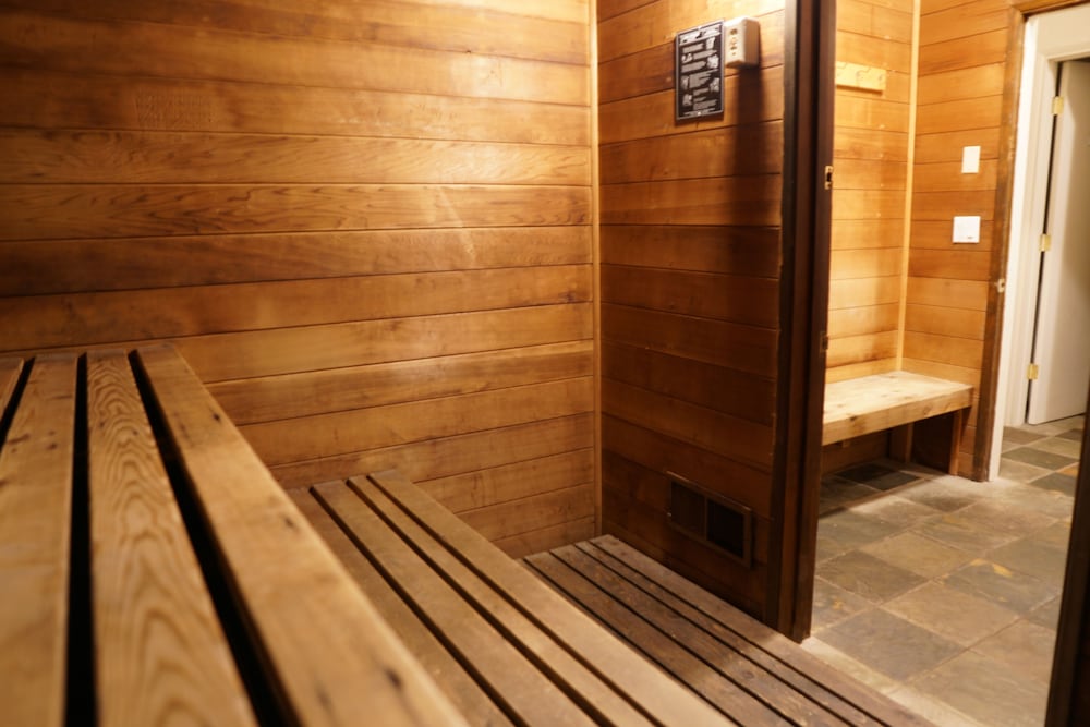 village inn springfield