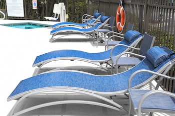Holiday Inn Express Hotel & Suites Valdosta Southeast By Ihg,Valdosta>>Thomasville,3 star