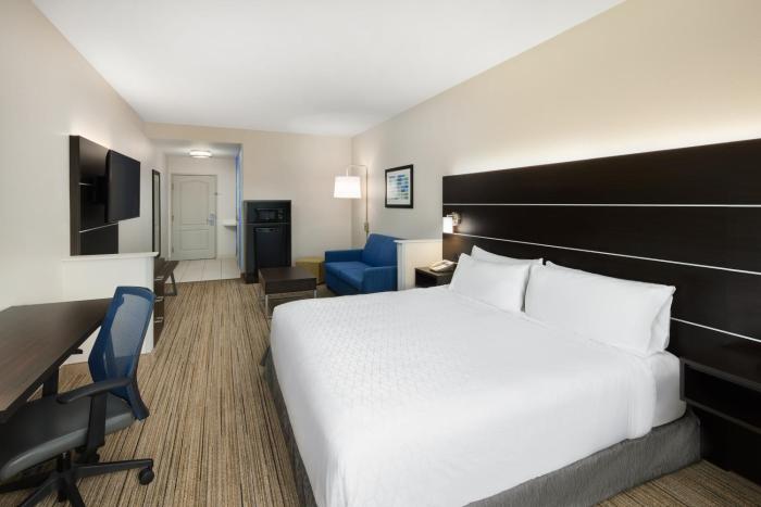 holiday inn express hotel and suites valdosta southeast by ihg