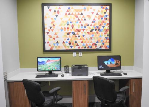 holiday inn express hotel and suites valdosta southeast by ihg