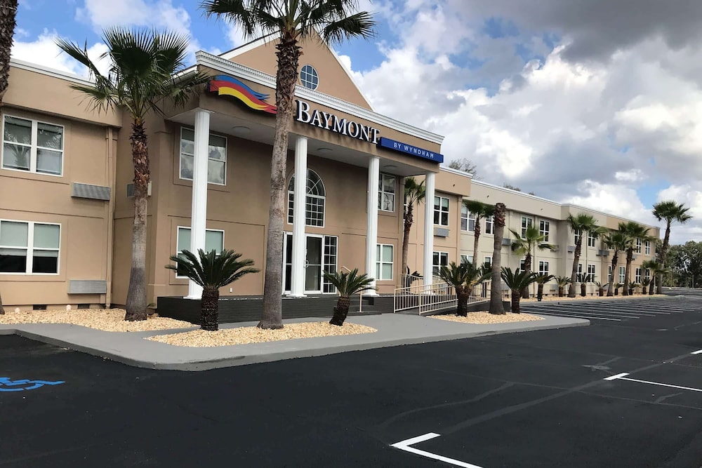 baymont by wyndham lake park valdosta i 75