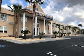 Baymont By Wyndham Lake Park Valdosta I-75,Near Preferred Outlets At Lake Park,2.5 star