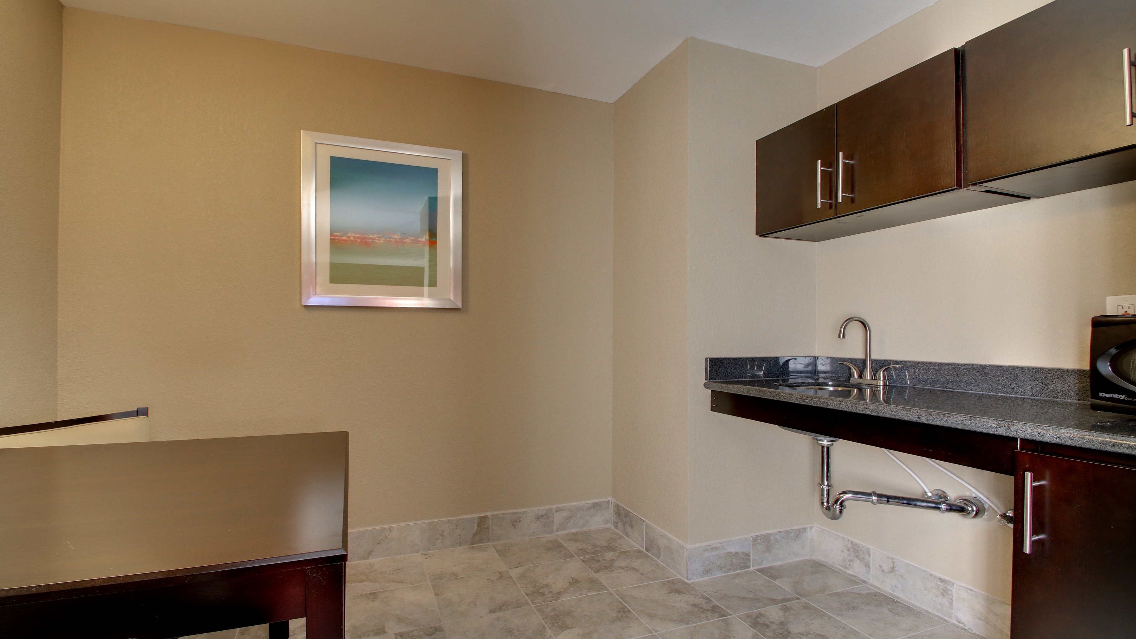 holiday inn express and suites jackson downtown co