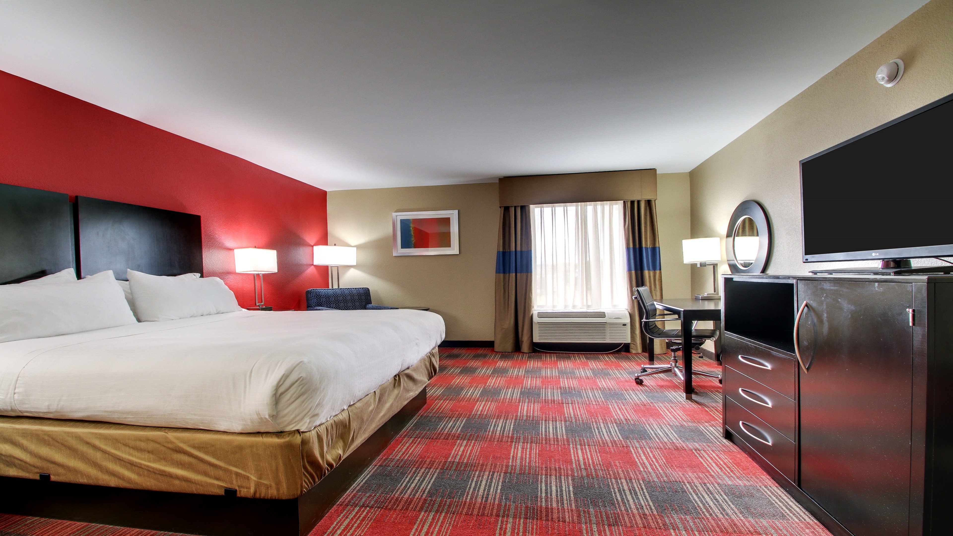 holiday inn express and suites jackson downtown co