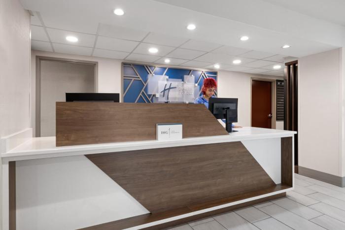 holiday inn exp winston salem by ihg