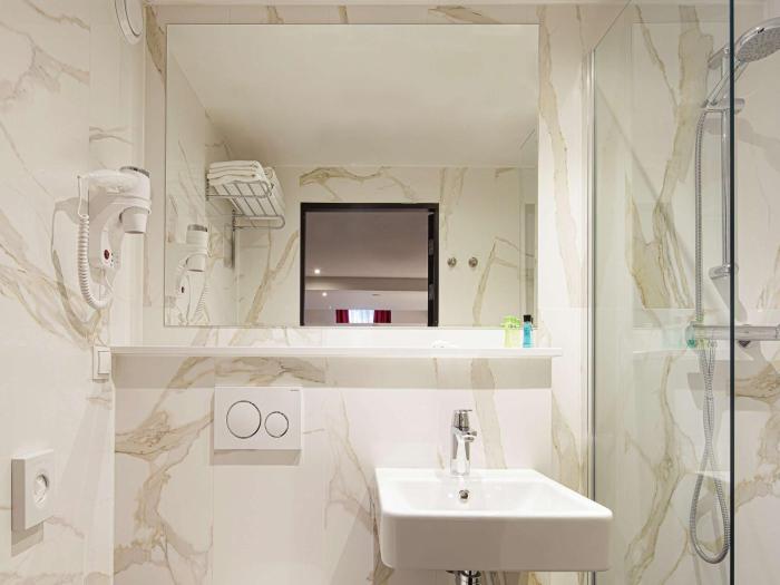 ibis styles amsterdam amstel