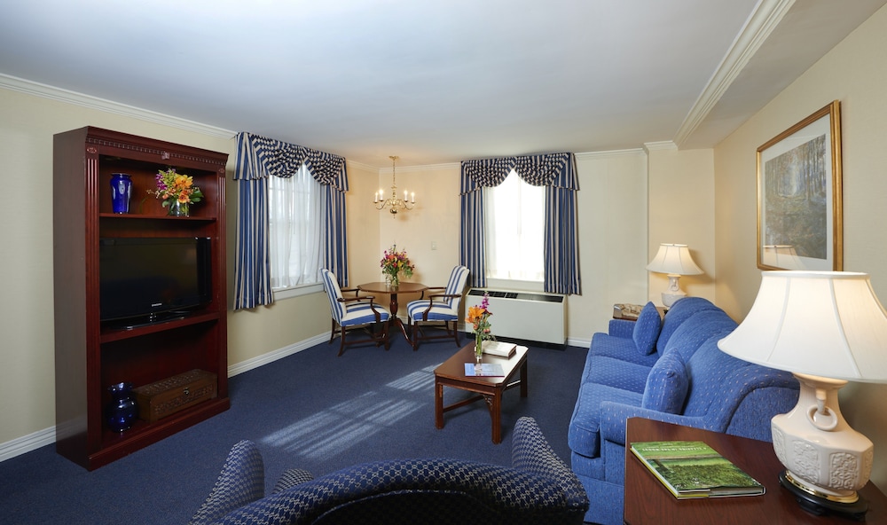 the nittany lion inn