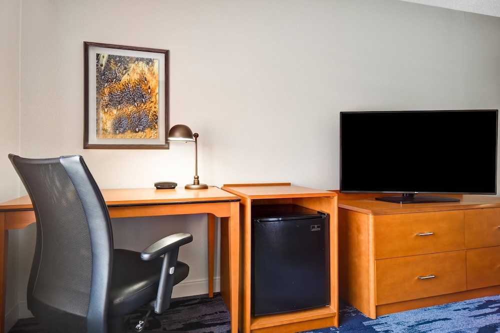 fairfield inn and suites by marriott atlanta kennesaw