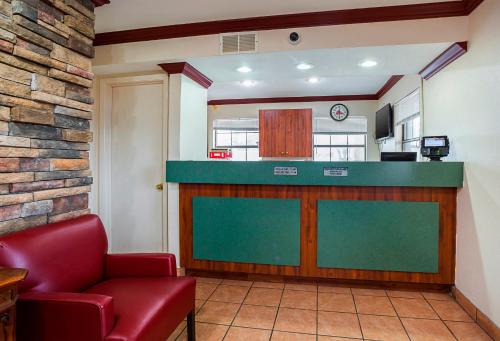 red roof inn west memphis ar