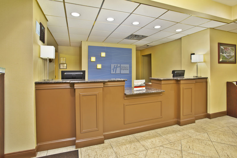 holiday inn express and suites harrington