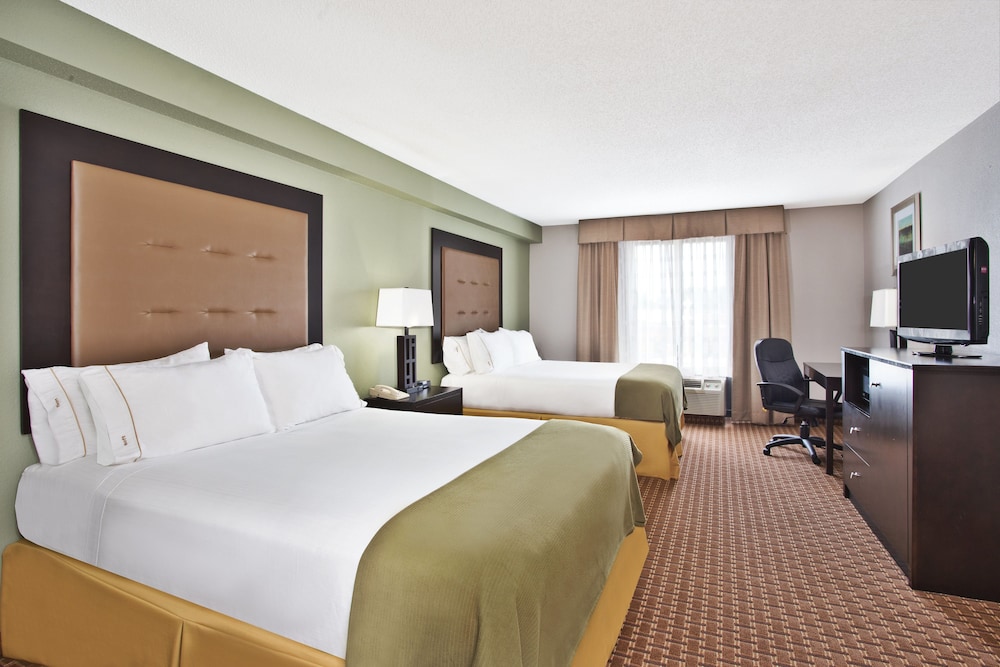 holiday inn express and suites harrington
