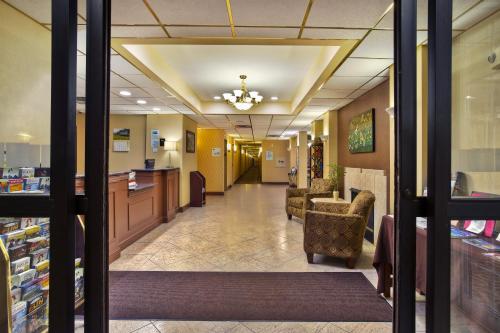 holiday inn express and suites harrington