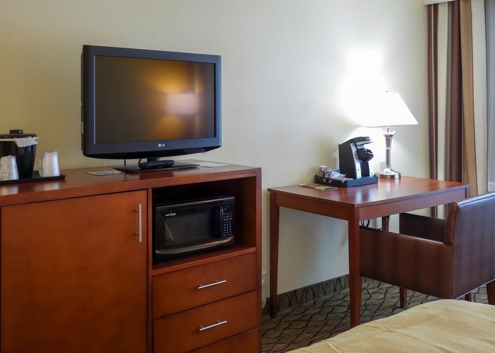 country inn and suites by radisson mishawaka in