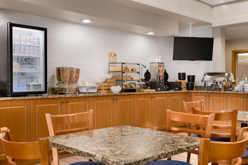 country inn and suites by radisson mishawaka in