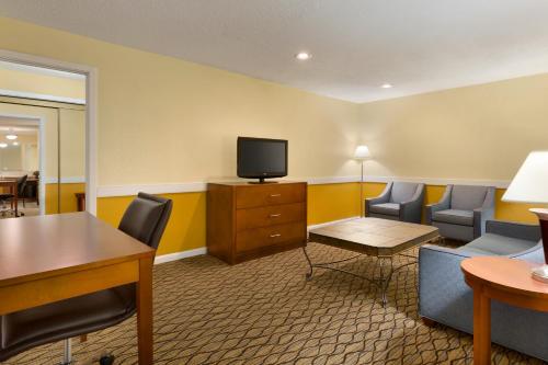 country inn and suites by radisson mishawaka in