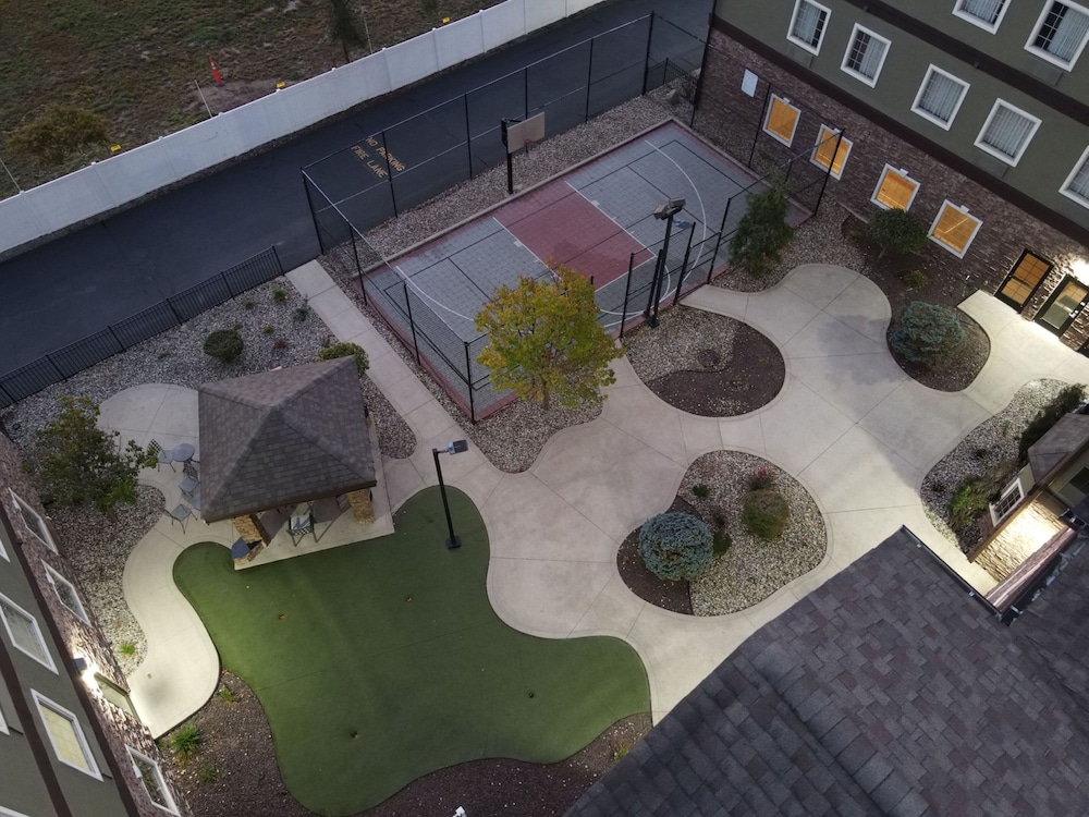 staybridge suites elkhart by ihg