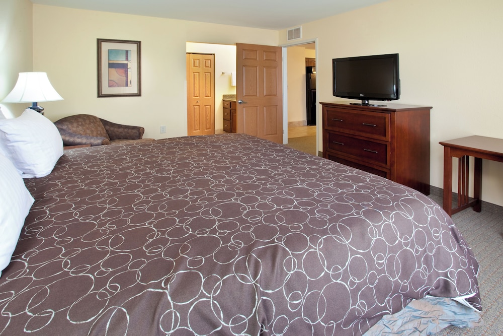 staybridge suites elkhart by ihg