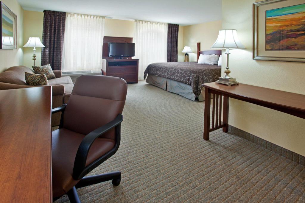 staybridge suites elkhart by ihg