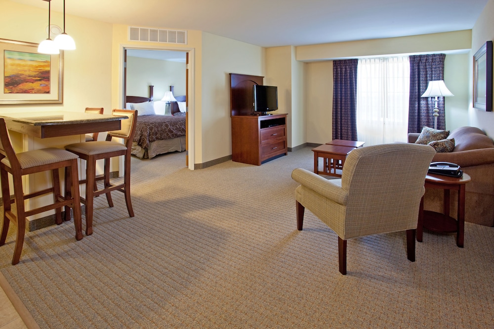 staybridge suites elkhart by ihg