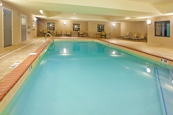 Staybridge Suites Elkhart By Ihg,Simonton Lake>>Elkhart,3 star