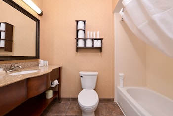 hampton inn elkhart in