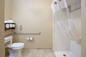 hampton inn elkhart in
