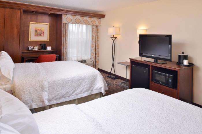 hampton inn elkhart in