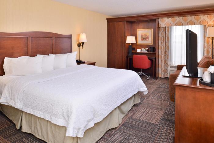 hampton inn elkhart in